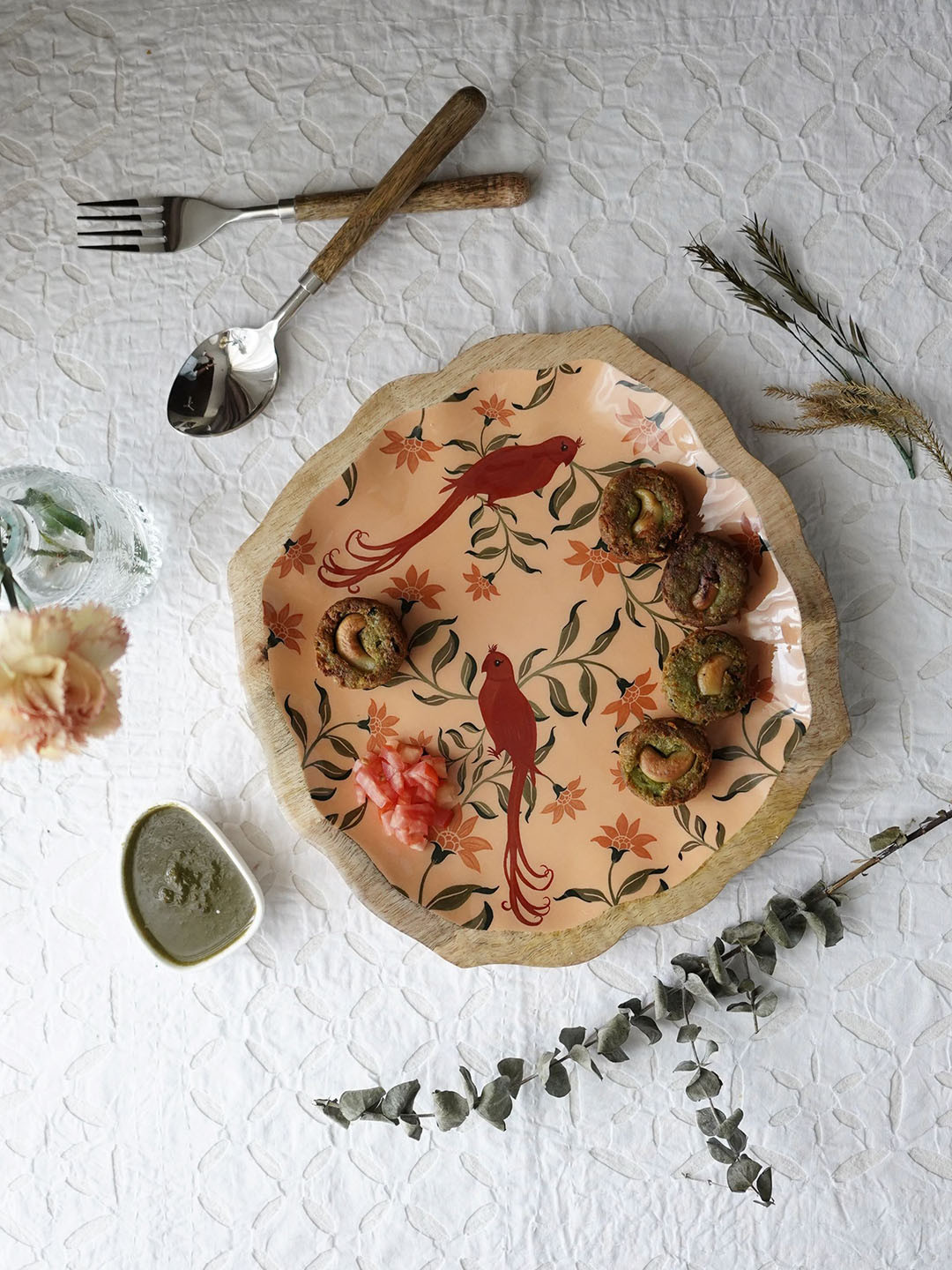 TWIG STORY Floral Valley Peach Coloured & Green Jall Bird Printed Wood Platter