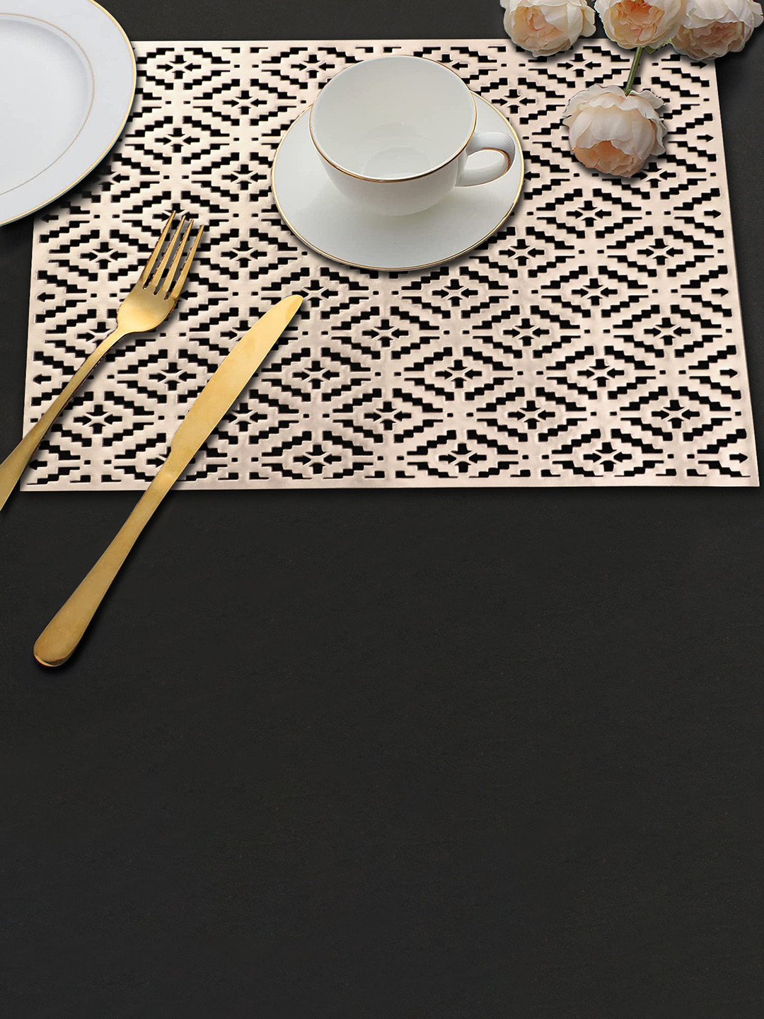 Dakshya Industries Gold Toned 2 Pieces Geometric Rectangular Table Placemats