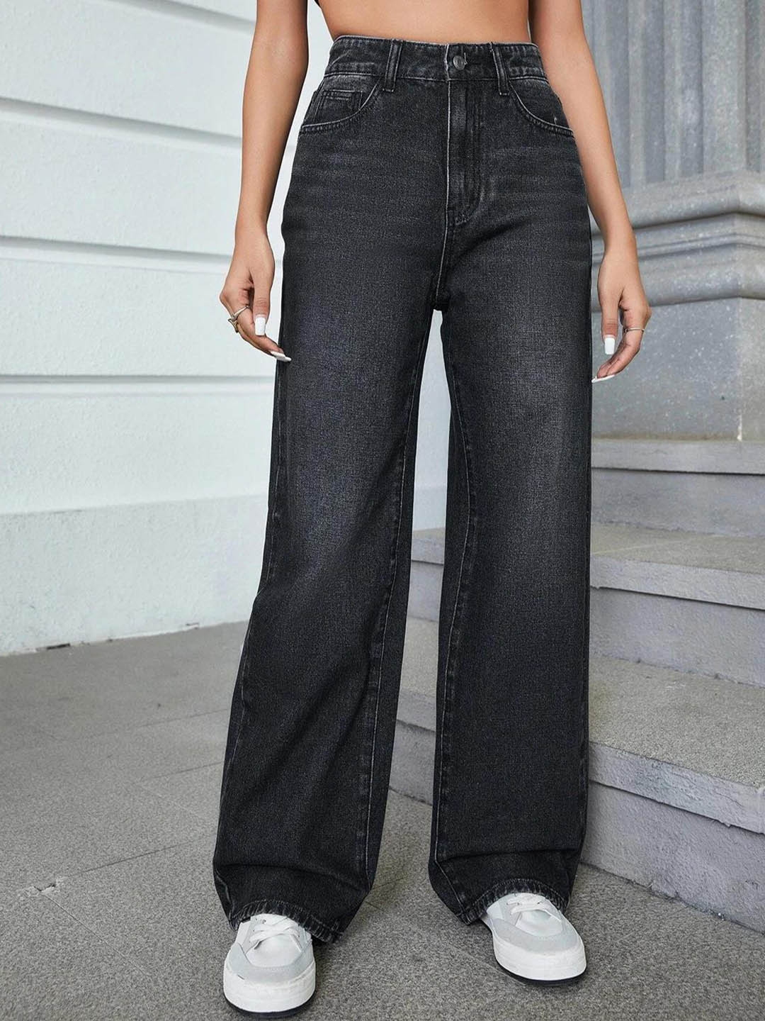 Kotty Women Jean Straight Fit High Rise Clean Look Light Fade Stretchable Jeans - Jeans for Women 24915796 | Myntra