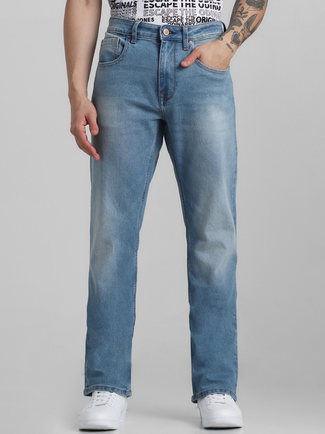 Jack & Jones Men Straight Fit Low-Rise Low Distress Light Fade Stretchable Jeans