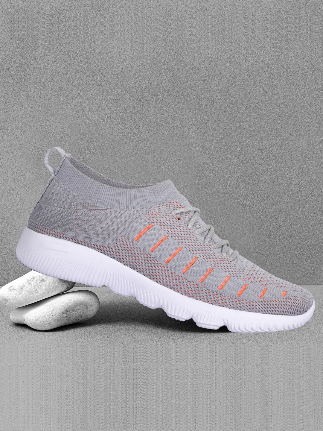 SPRENGE Men Lightweight Textile Comfort Insole Contrast Sole Sneakers