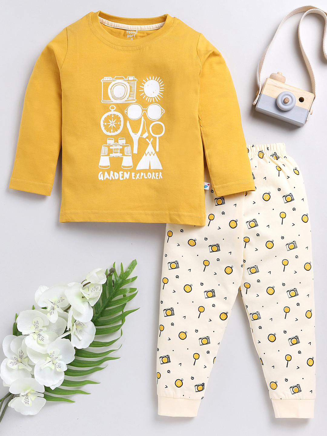 Toonyport Boys Cream Printed Pure Cotton T-shirt With Trousers Clothing Set