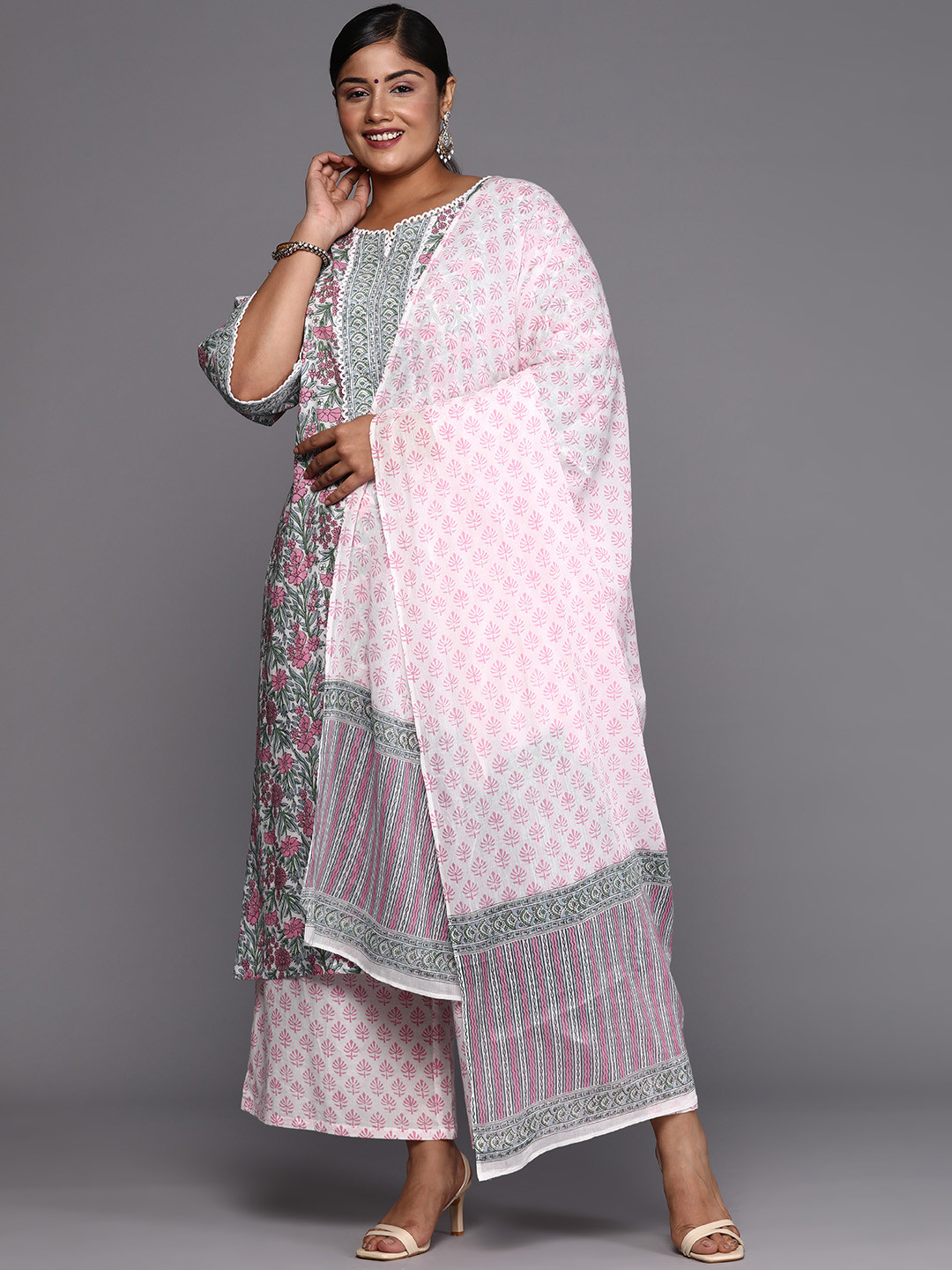 EXTRA LOVE BY LIBAS Plus Size Floral Printed Regular Pure Cotton Kurta Set