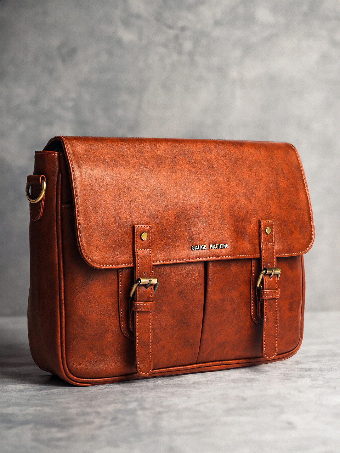 Gauge Machine Solid Structured Detachable Strap Laptop Bag - 13 Inches