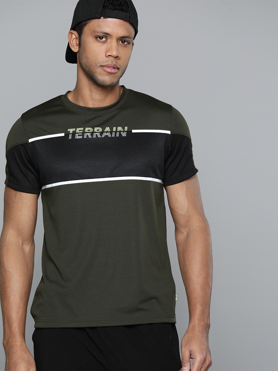 Indian Terrain Colourblocked Reflective T-shirt