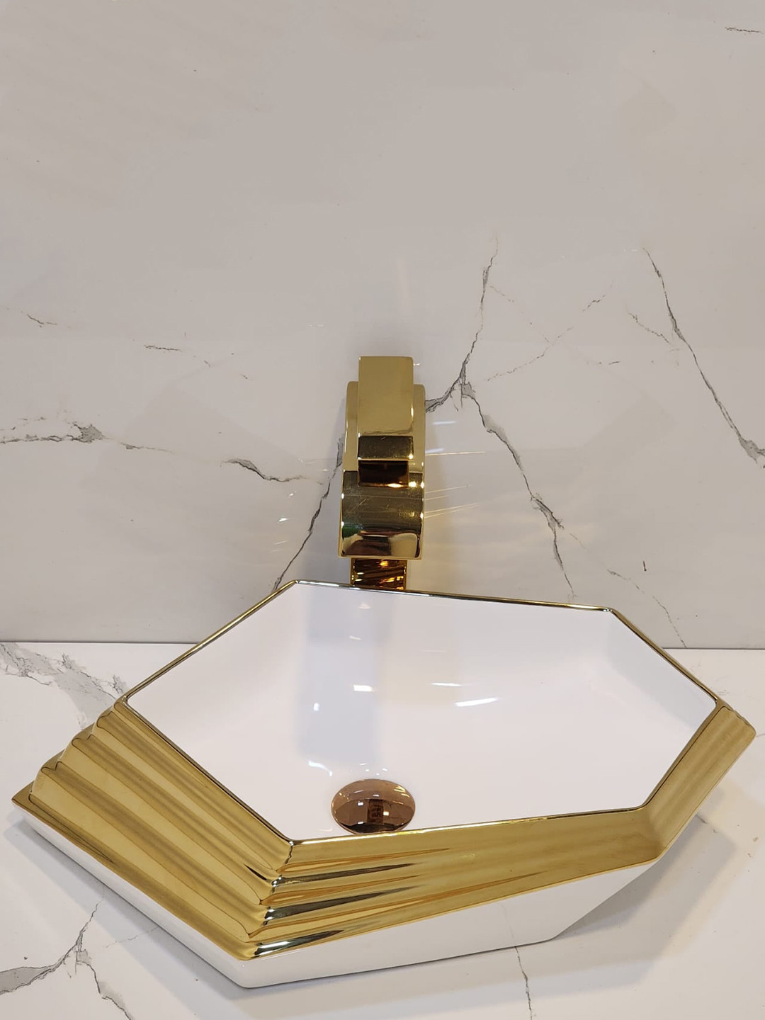 CLAY PLUS White Ceramic Designer Wash Basin