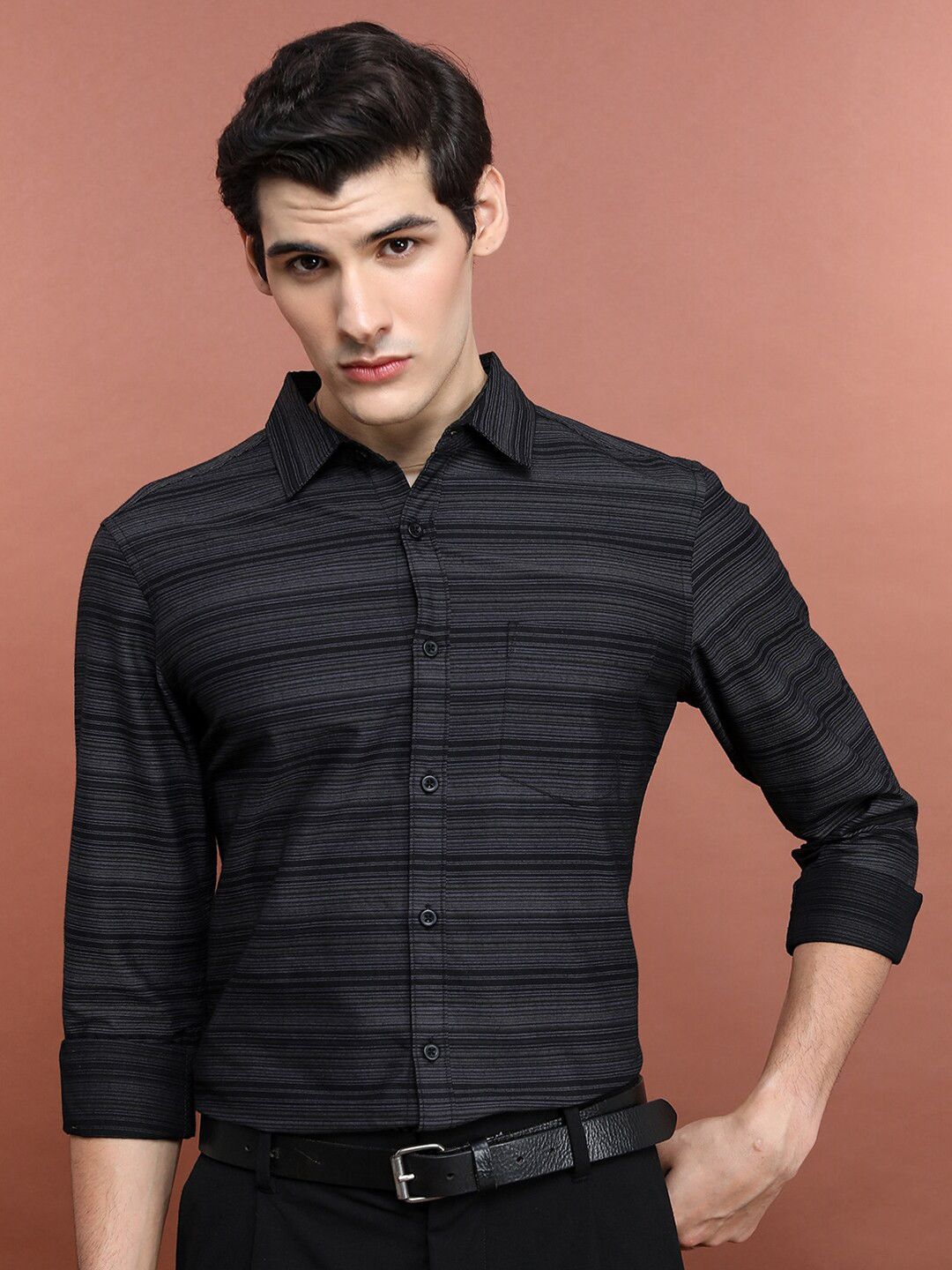 HIGHLANDER Black Slim Fit Horizontal Stripes Spread Collar Long Sleeve Cotton Casual Shirt