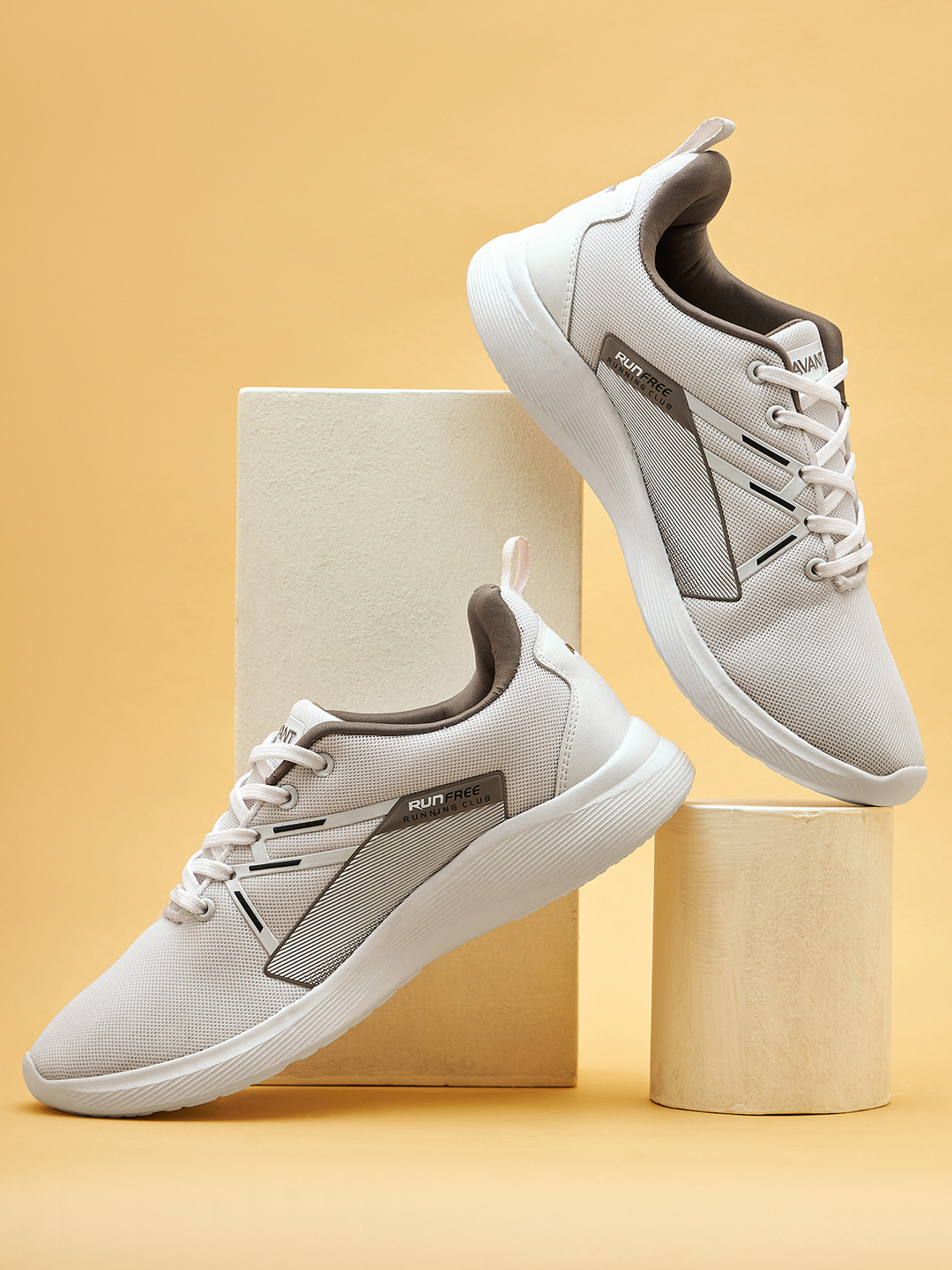 AVANT Men Mesh Ultra Walking Lace-Up Shoes