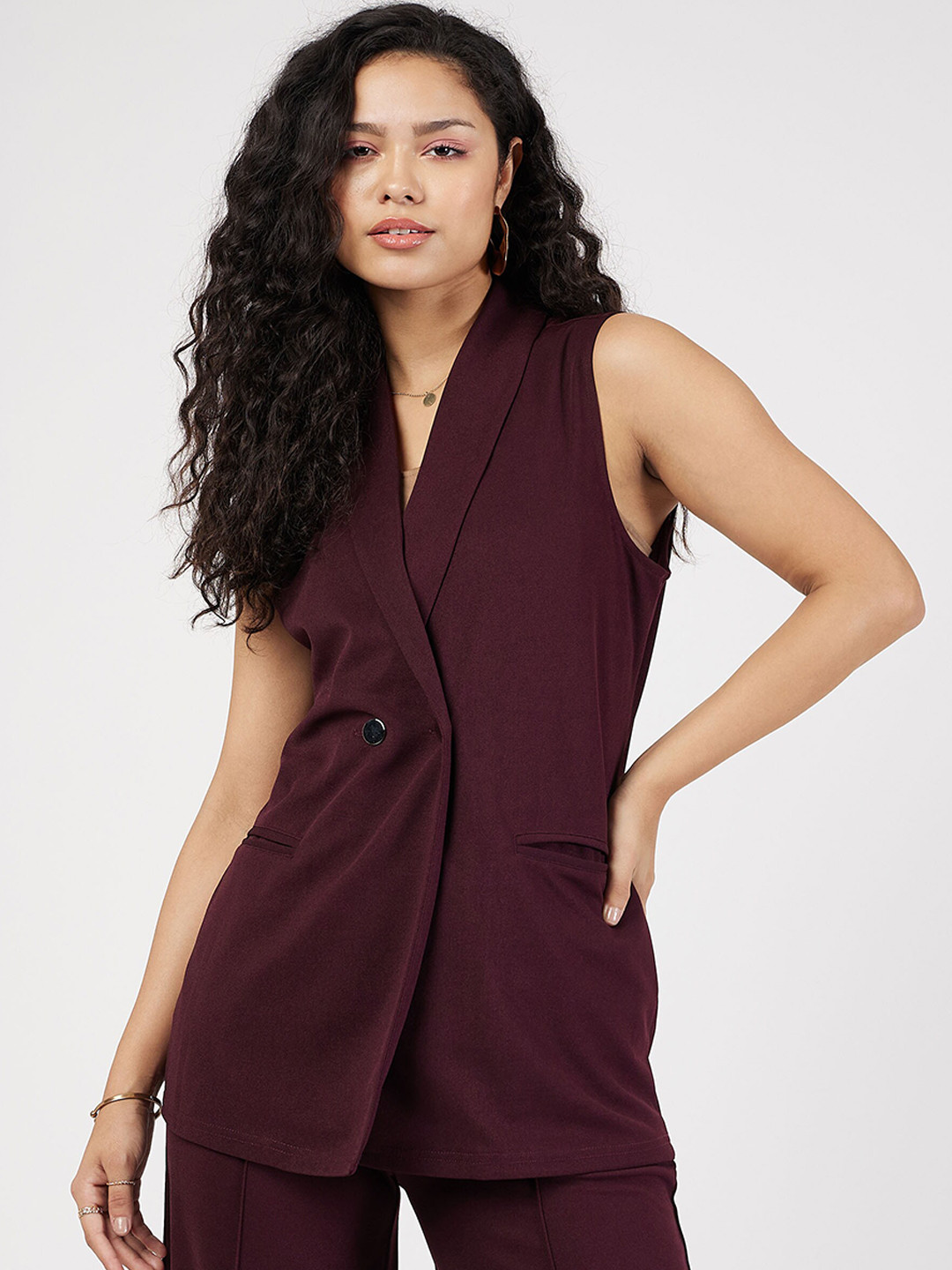 SASSAFRAS Double-Breasted Shawl Collar Sleeveless Longline Blazer