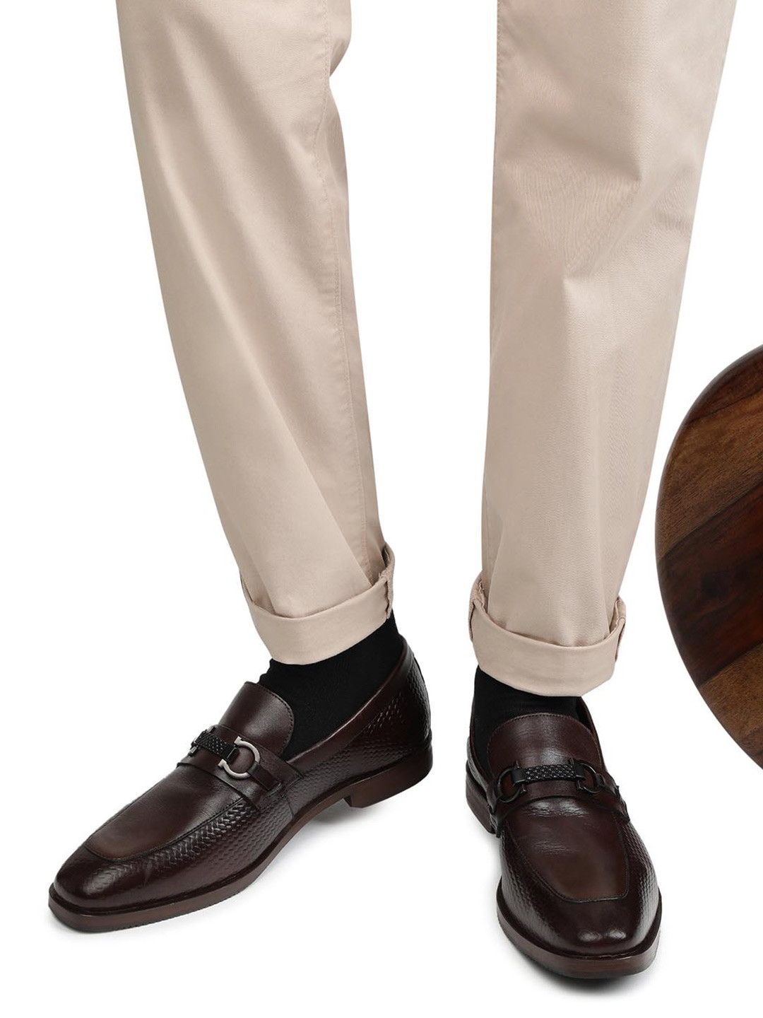 RARE RABBIT Men Halton Textured Leather Formal Loafers