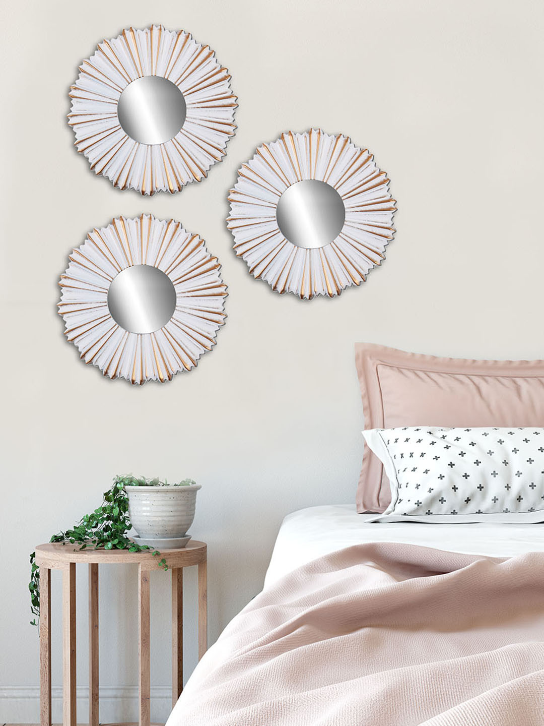 Art Street Unisex White Set of 3 Decorative Wall Mirror