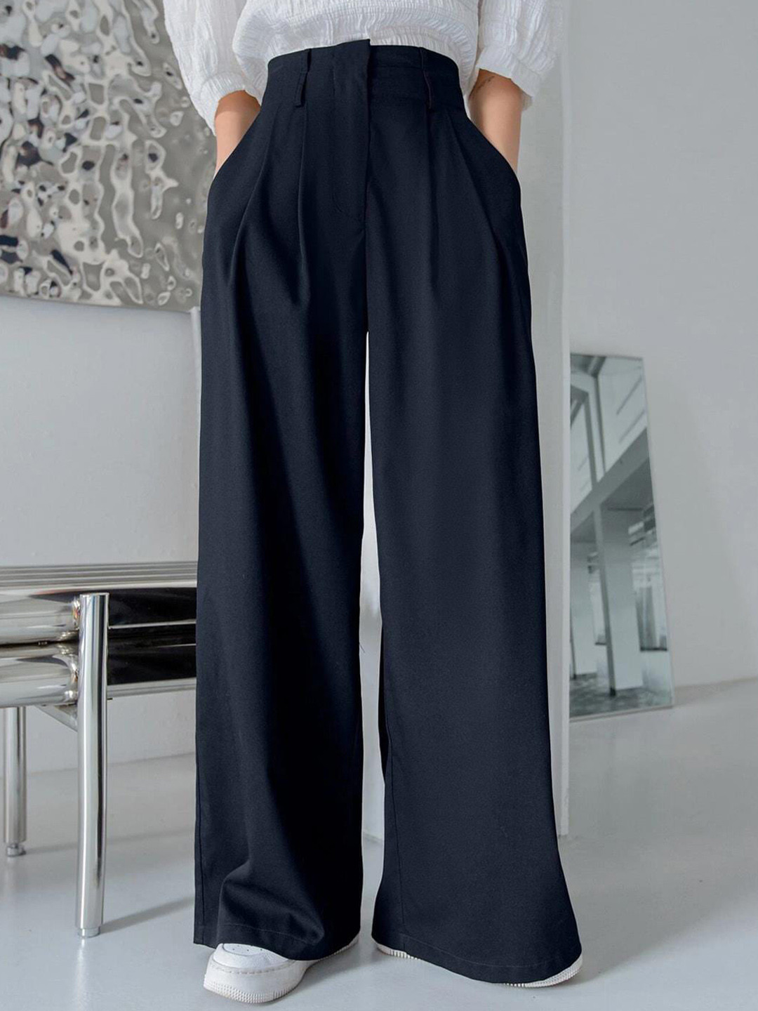 Kotty Women Navy Blue Relaxed Straight Leg Straight Fit High-Rise Parallel Trousers