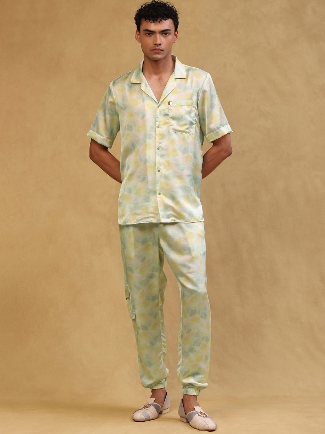 Soniya g Abstract Printed Shirt Collar Linen Shirt & Trousers