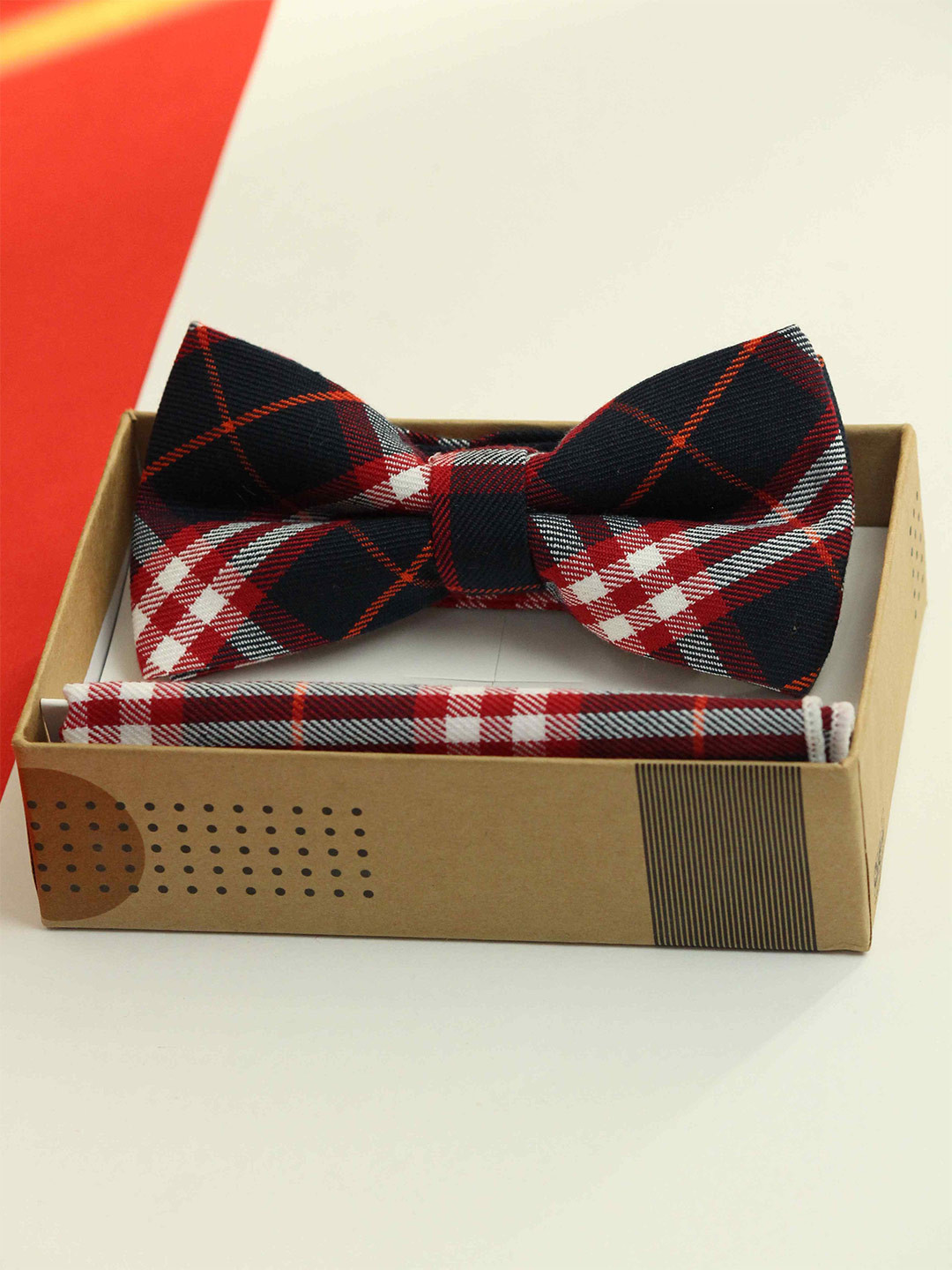 Tossido Men Checked Cotton Bowtie & Pocket Square Set