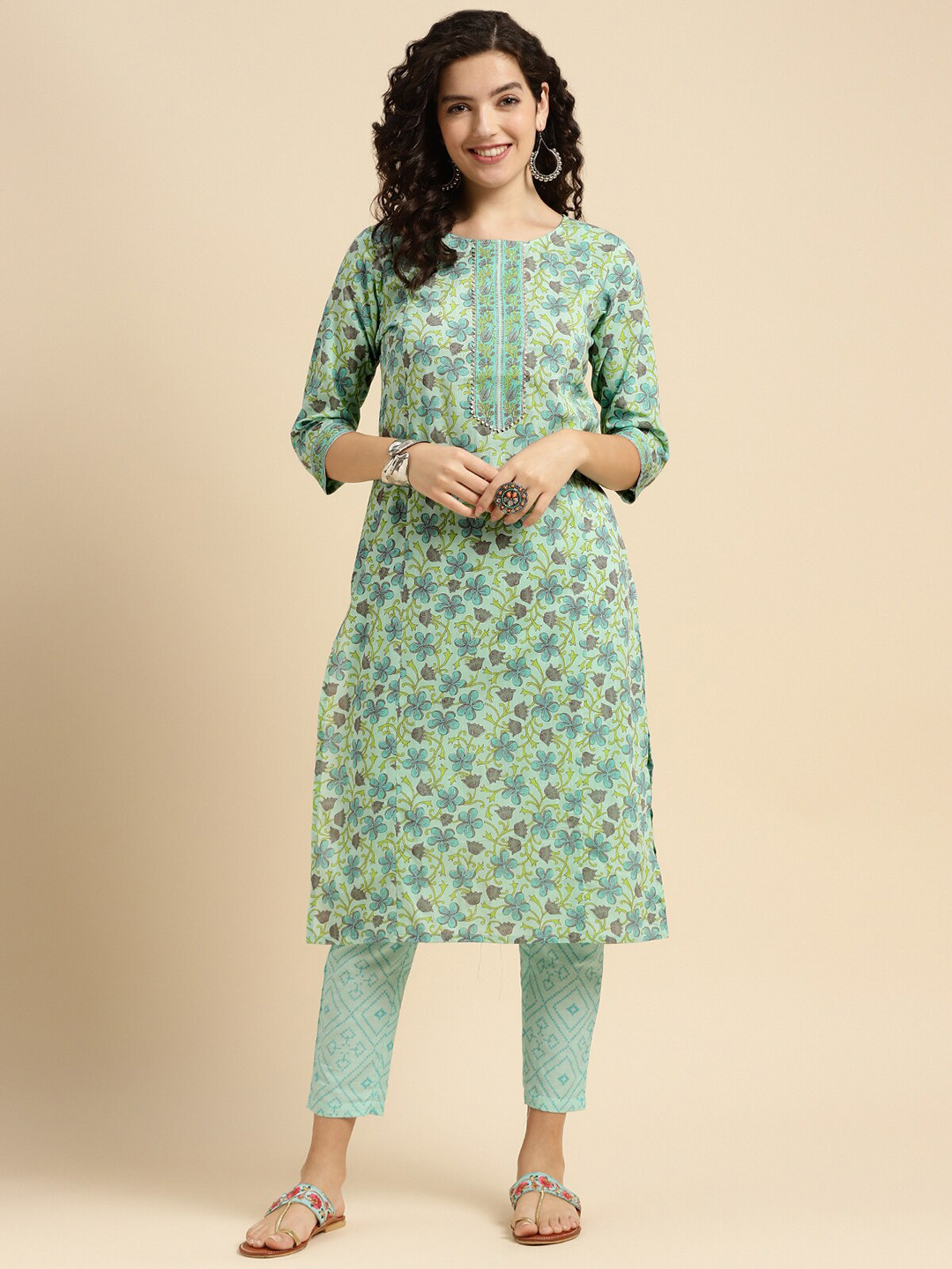 Rangita Floral Printed Pure Cotton Kurta With Trousers