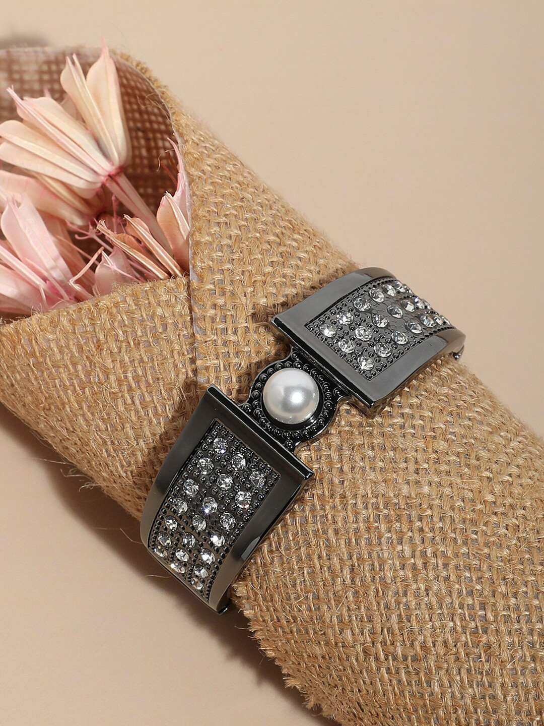 SOHI Silver Plated Pearl Drop Cuff Bracelet