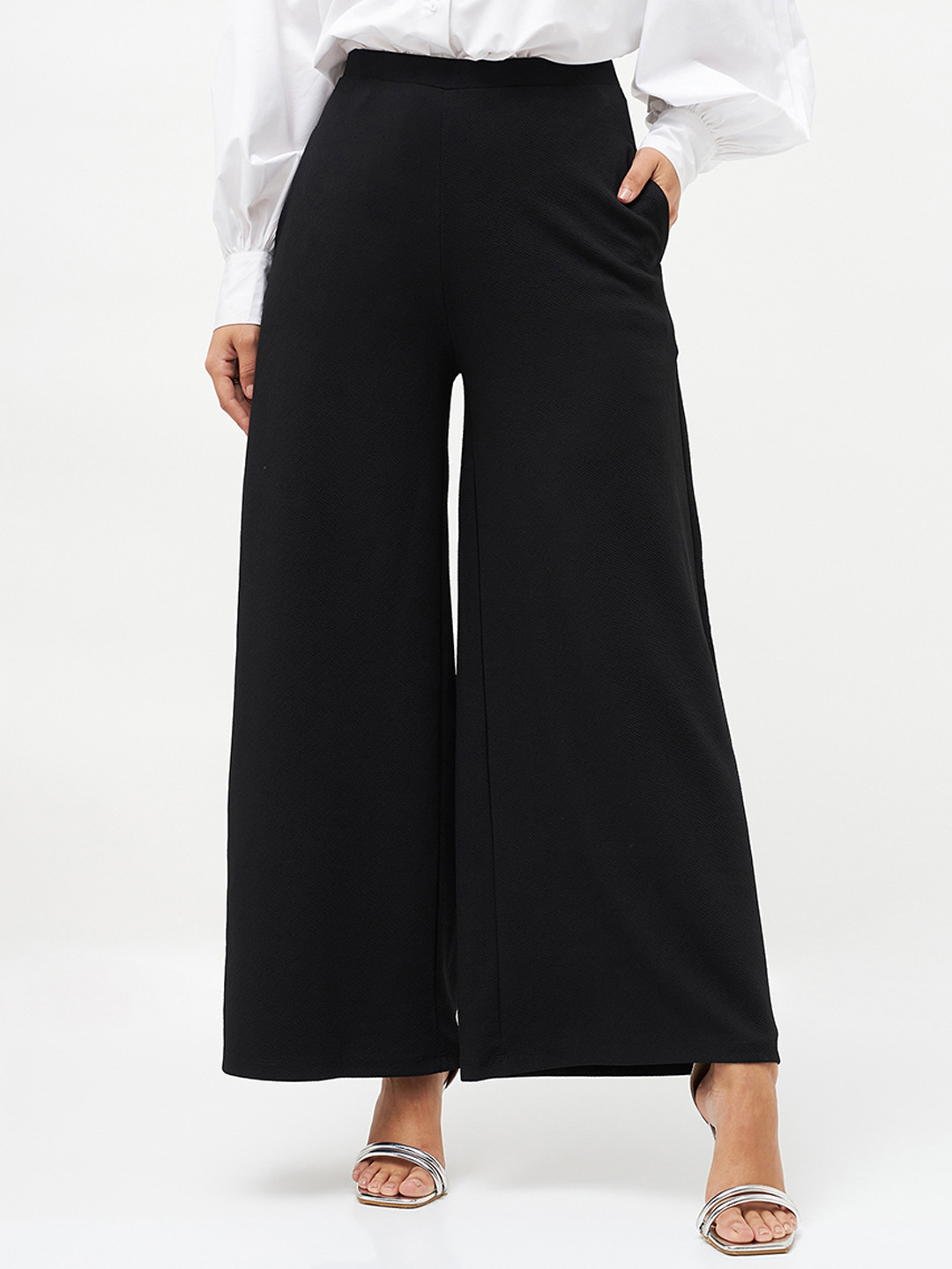 SASSAFRAS Women High-Rise Flat Front Parallel Trousers