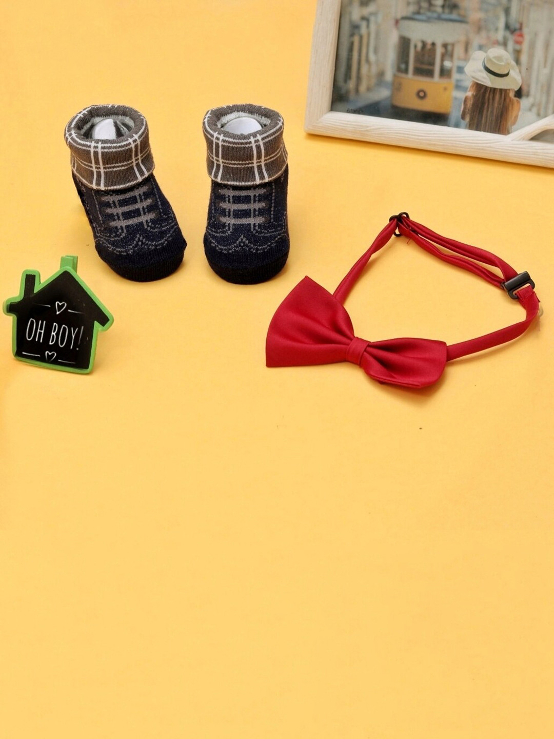 Yellow Bee Infants Girls Patterned Cotton Ankle Length Socks With Bow Tie