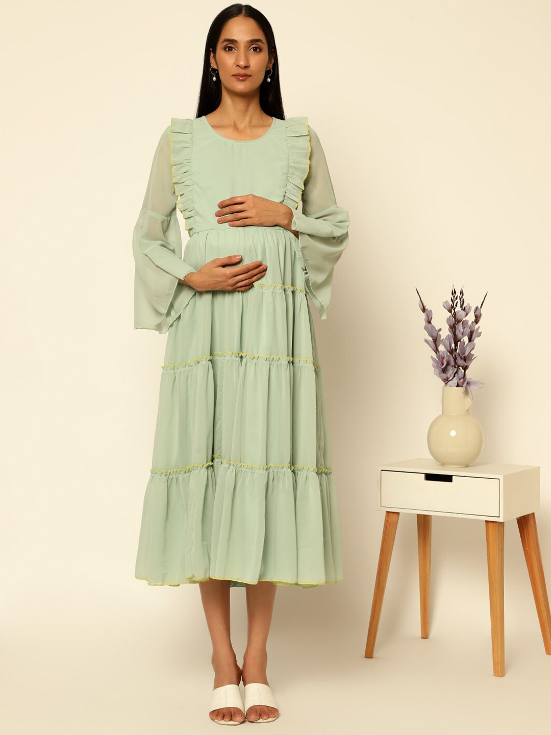 House Of Zelena Bell Sleeves Gathered Detailed Tiered Maternity Fit & Flare Midi Dress