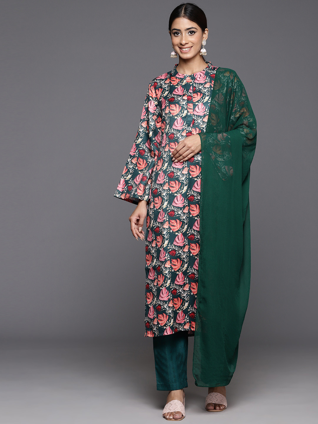 Varanga Printed Wool Blended Winter Straight Kurta with Trousers & Dupatta