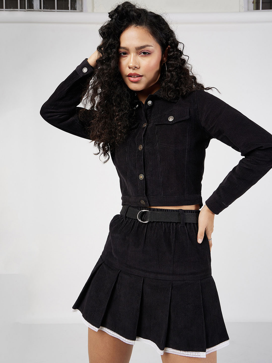 SASSAFRAS Corduroy Crop Jacket