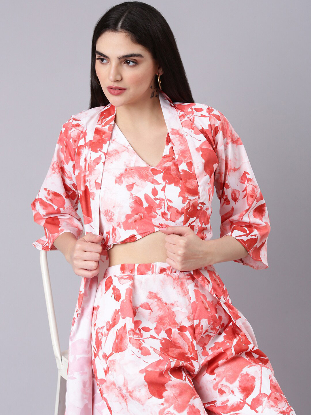 SHOWOFF Floral Printed Sleeveless V-Neck Top With Jacket & Flared Palazzos