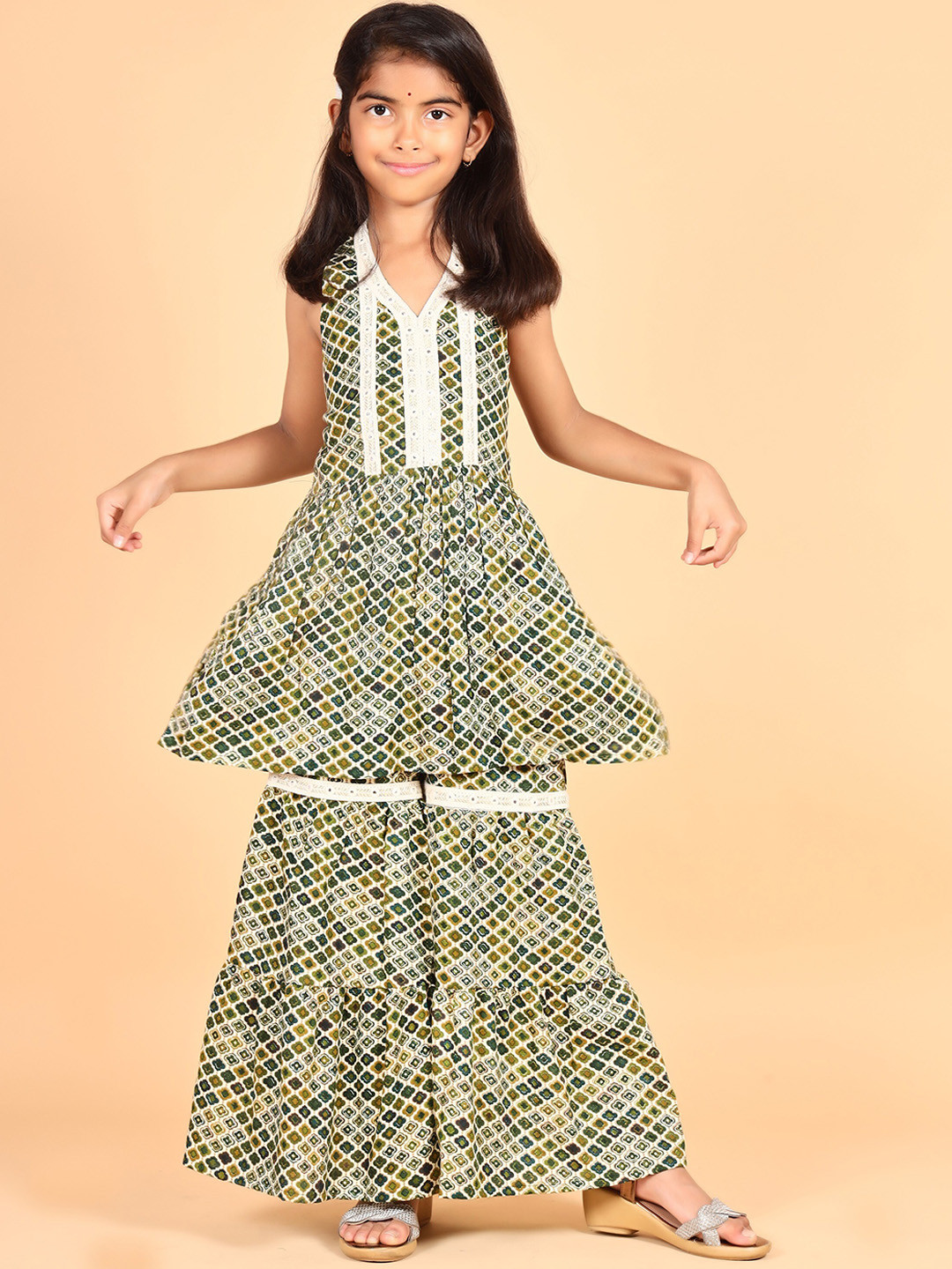 misbis Girls Green Ethnic Motifs Printed V-Neck Pleated A-Line Kurta with Sharara Set