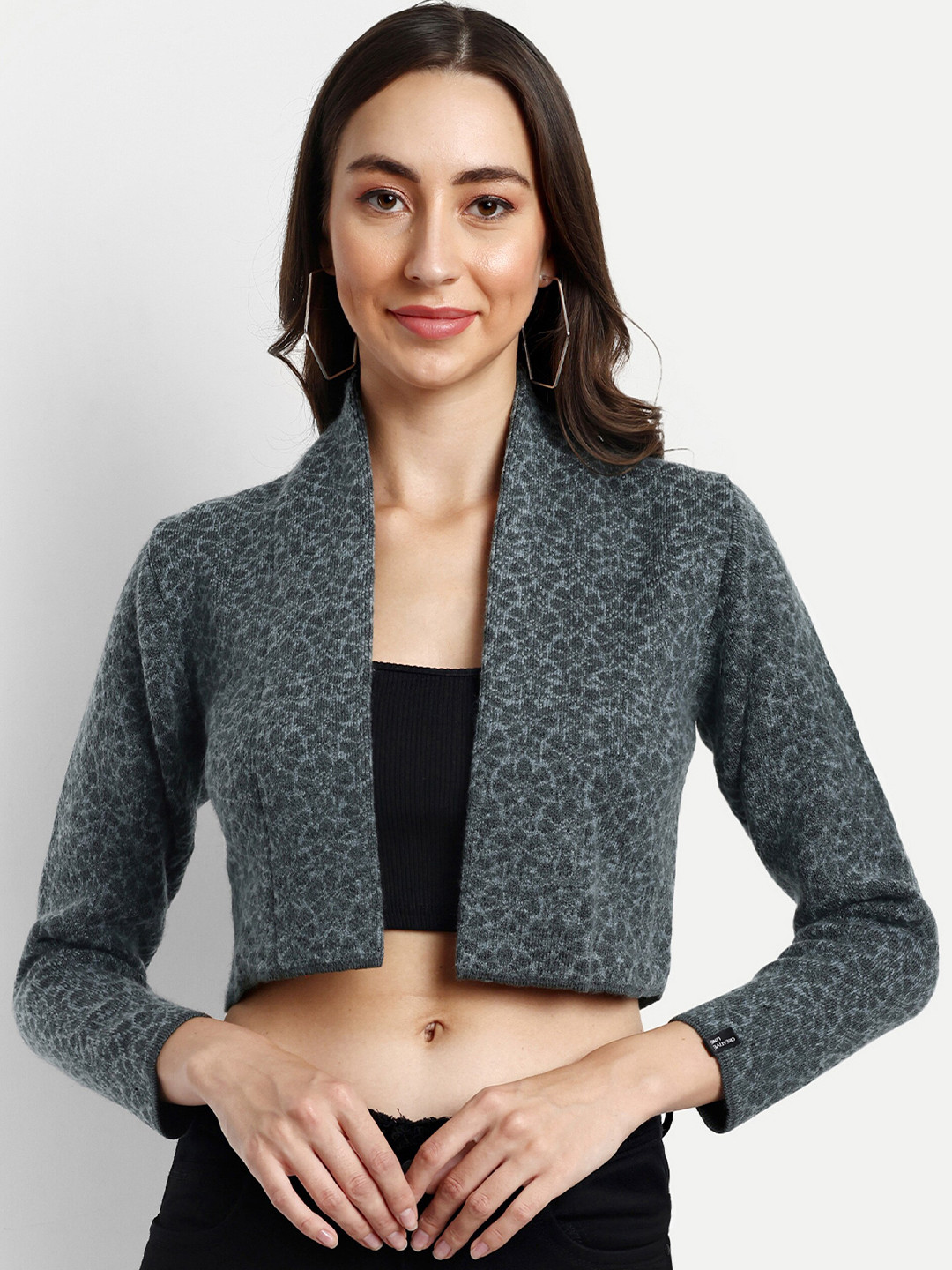 CREATIVE LINE Women Self Design Knitted Crop Shrug