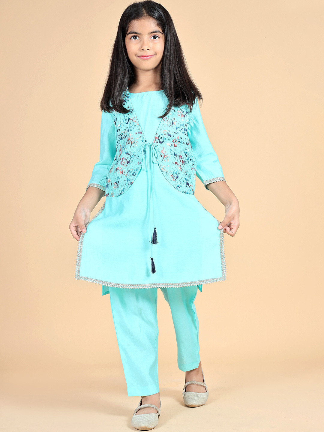 misbis Girls Embroidery Blue Regular Gotta Patti Kurta with Pyjamas & Jacket Silk Set