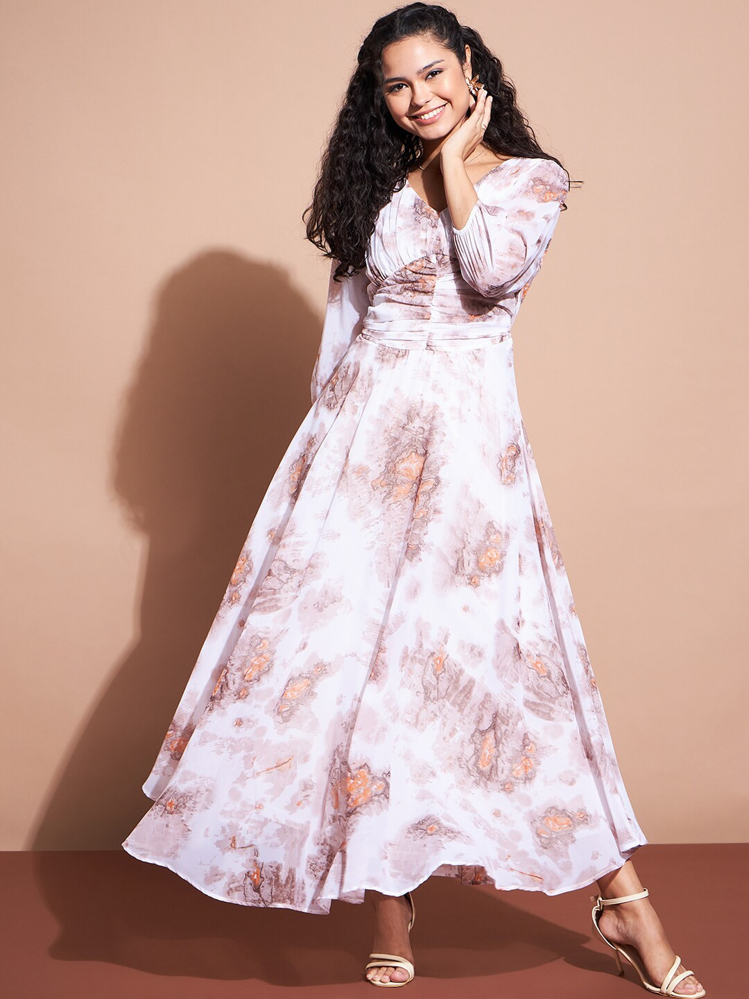 DressBerry White Tie and Dye Dyed V-Neck Fit and Flare Maxi Dress