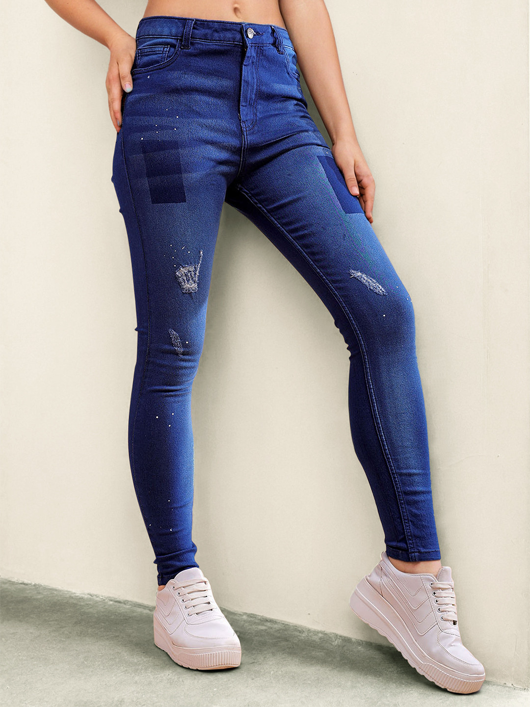 Freehand by The Indian Garage Co Women Blue Straight Fit Clean Look Heavy Fade Floral Printed Stretchable Jeans