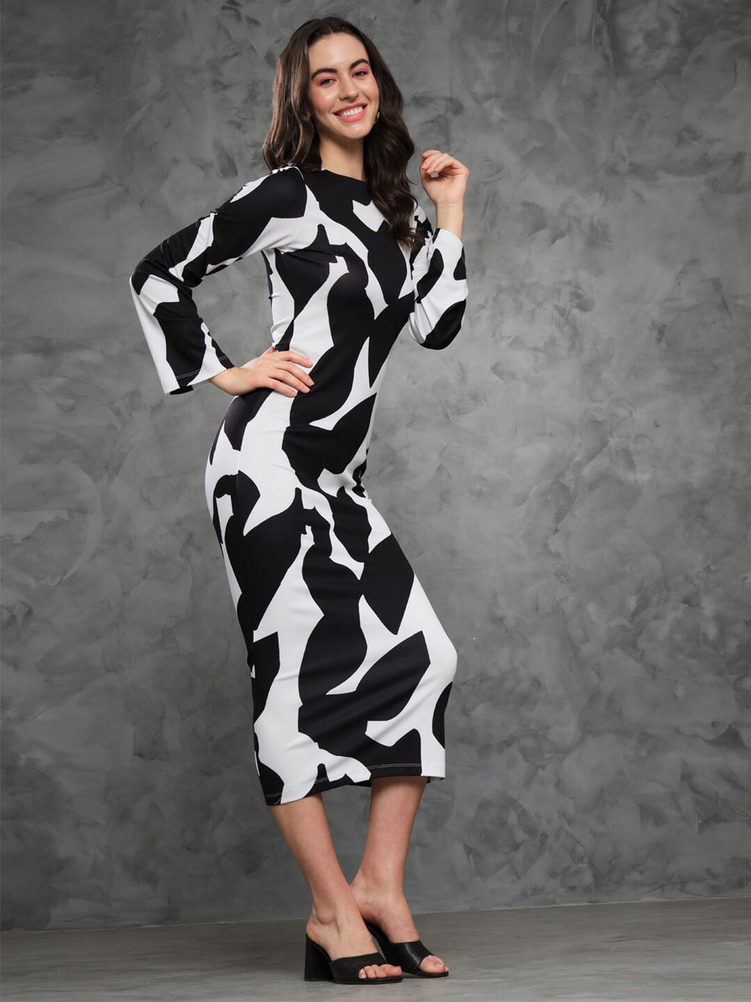 MAZIE Abstract Printed Long Sleeves Bodycon Midi Dress
