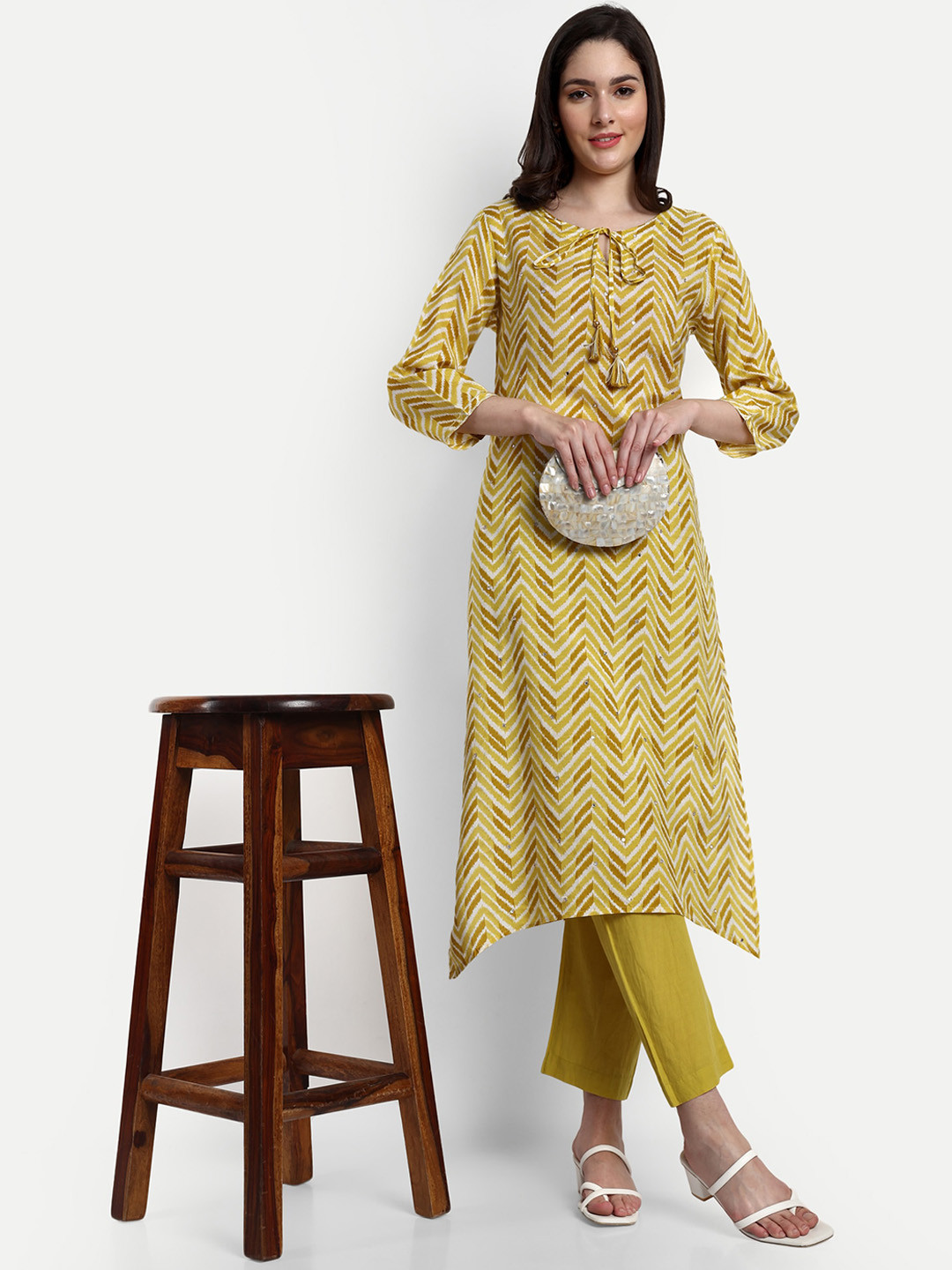NH KAPDEWALA Chevron Printed Pure Cotton Kurta with Trousers