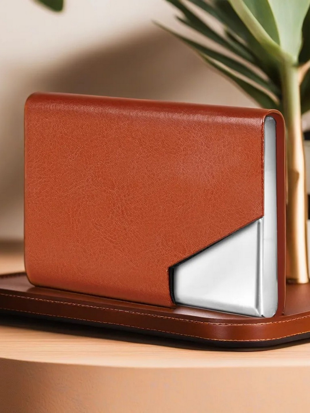 LOREM Unisex Tan Card Holder