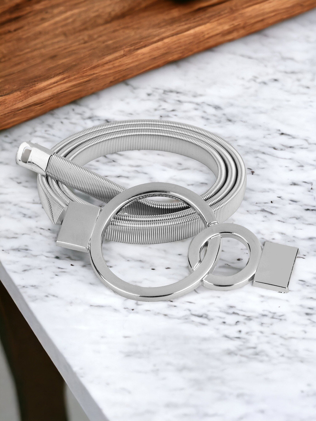 DressBerry Women Silver Toned Textured Belt