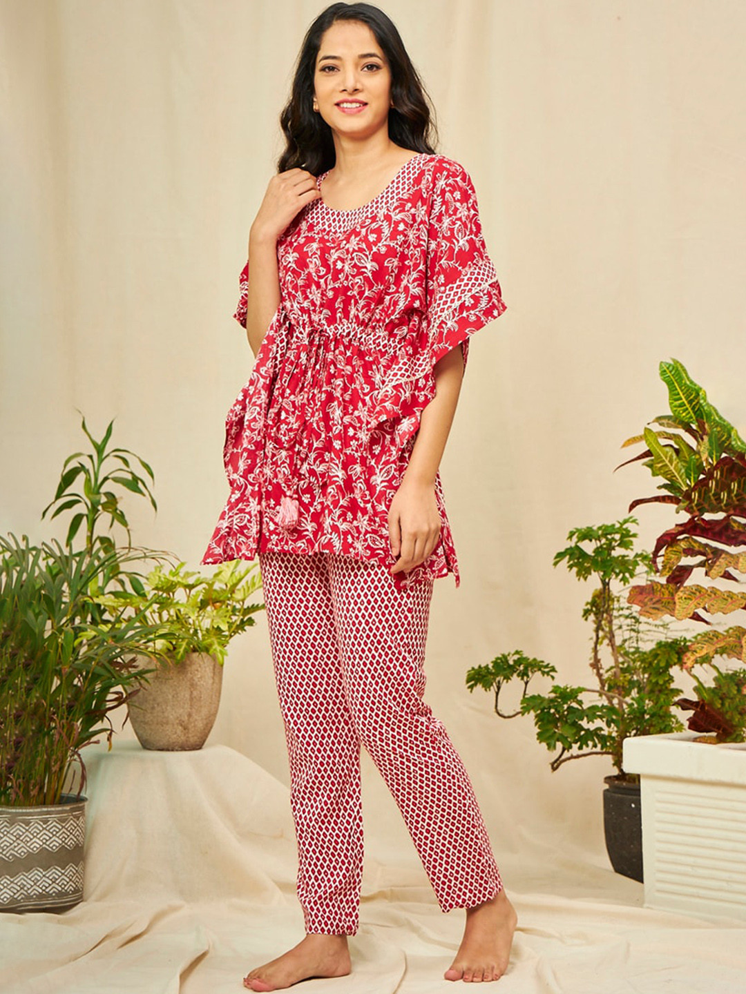 July Floral Printed Round Neck Kaftan & Pyjama