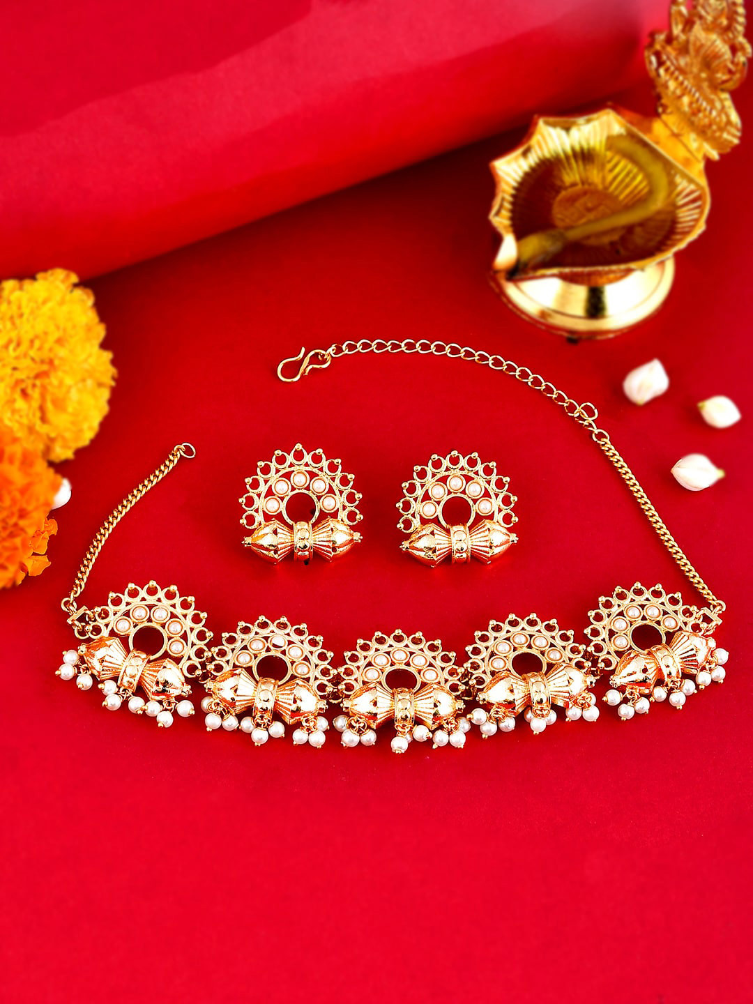 Voylla Aradhana Jyoti Gold Plated Pearl Beaded Jewellery Set Set