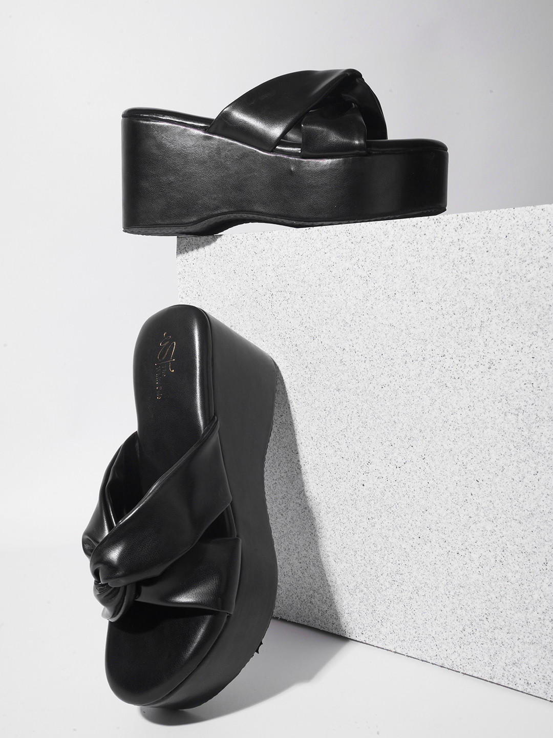 THE WHITE POLE Open Toe Wedge Heels