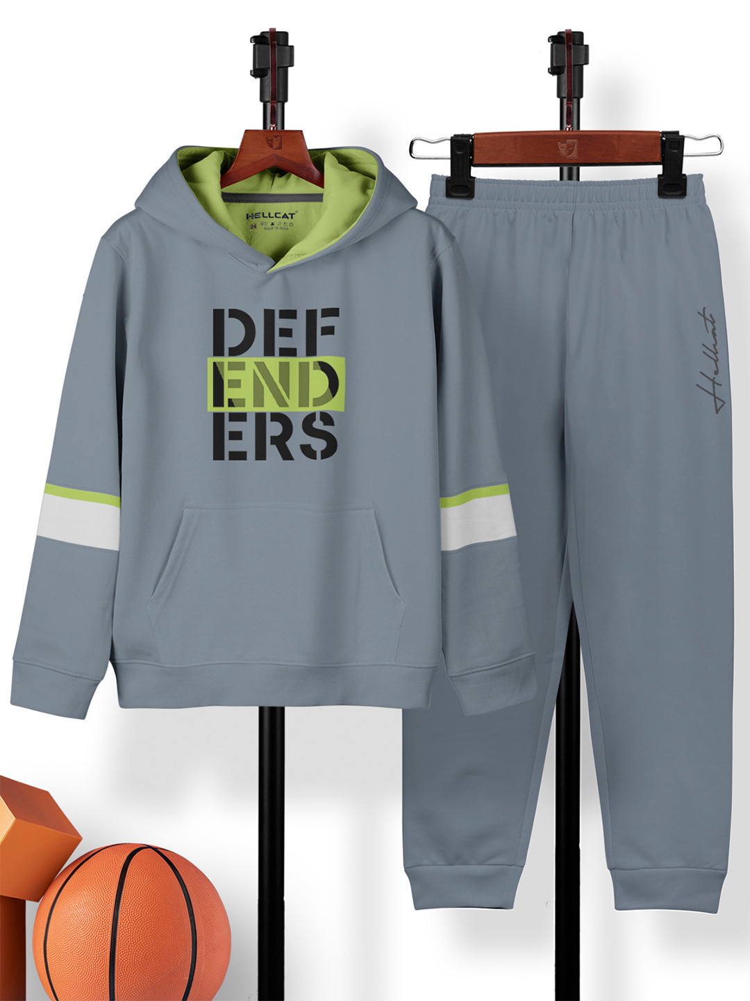HELLCAT Girls Printed Hooded T-shirt With Joggers Clothing Set