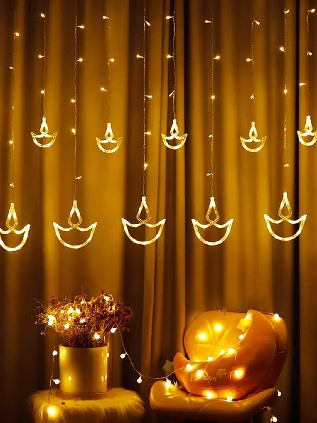 Quace Warm Yellow Moon Shape String Lights