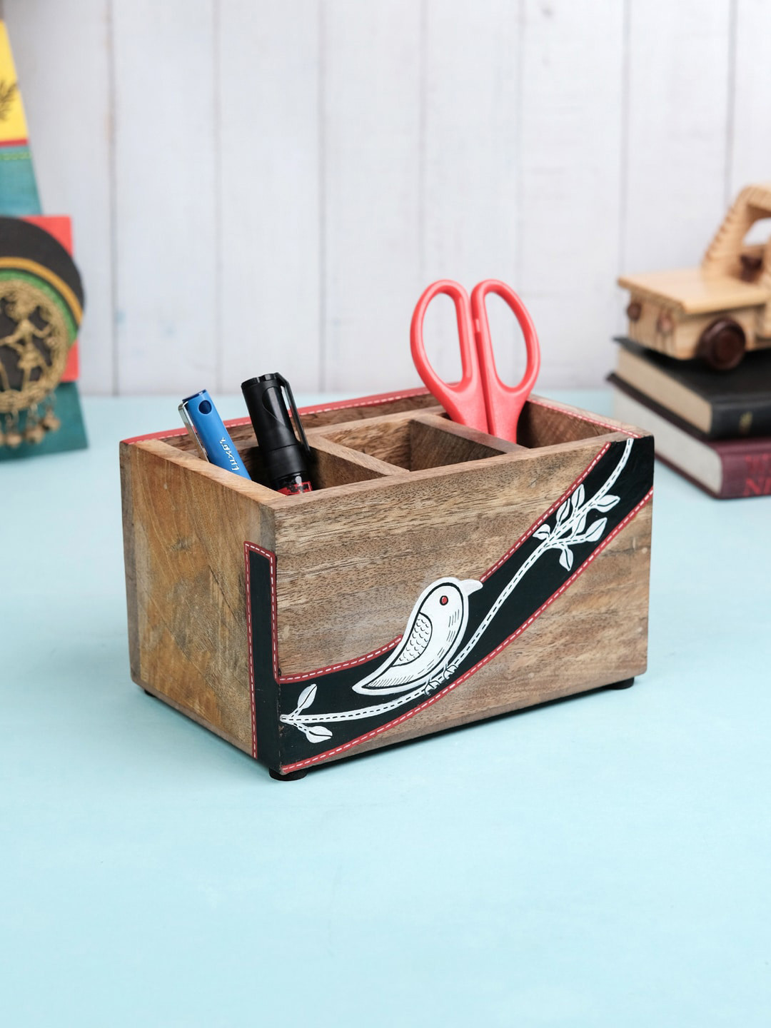 VarEesha Black & Brown Bird Printed Mango Wood Desk Organiser