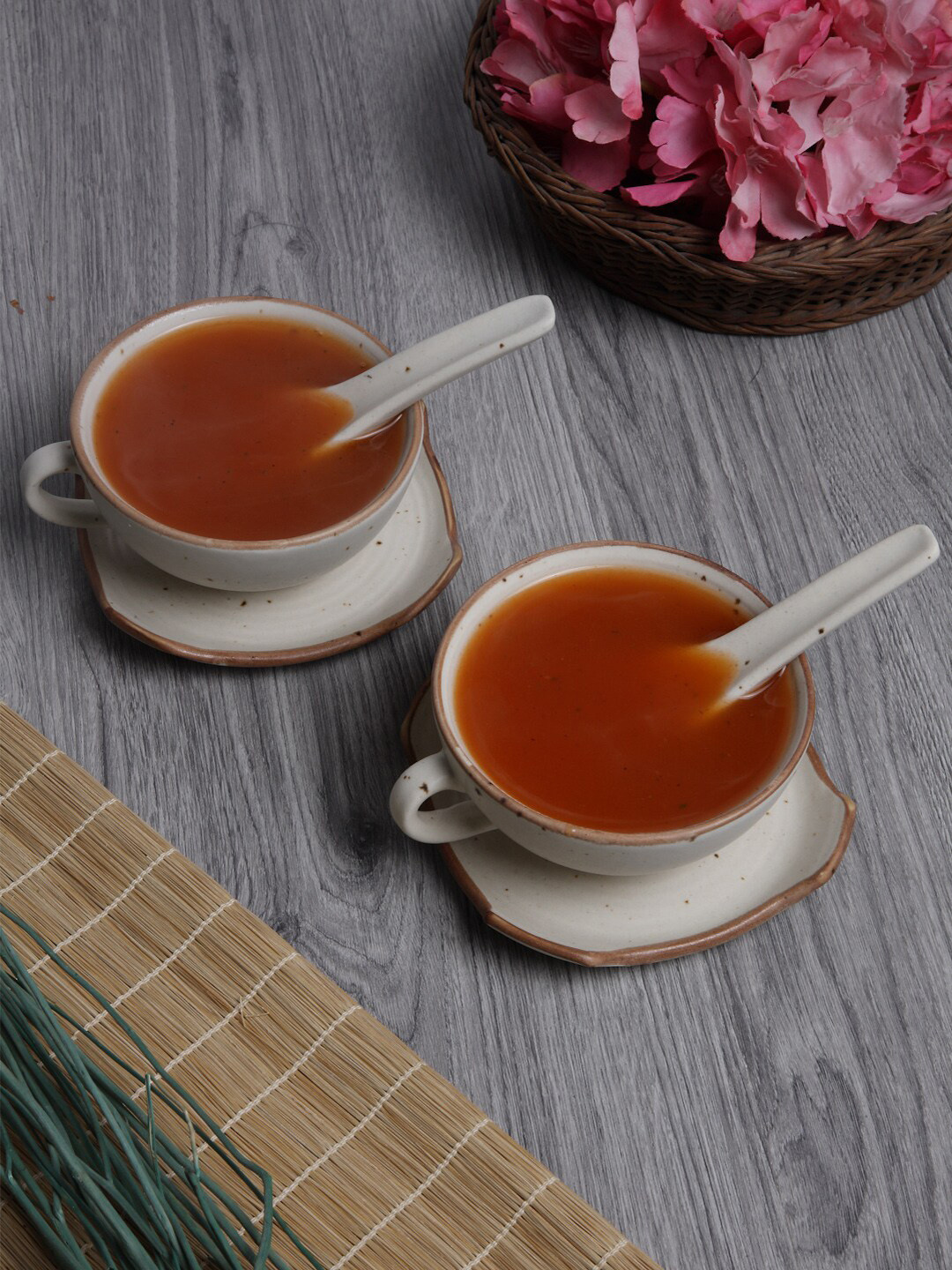 Arrabi Hand Crafted Cream Solid Stoneware Dishwasher Safe 2 Piece Dinner Set