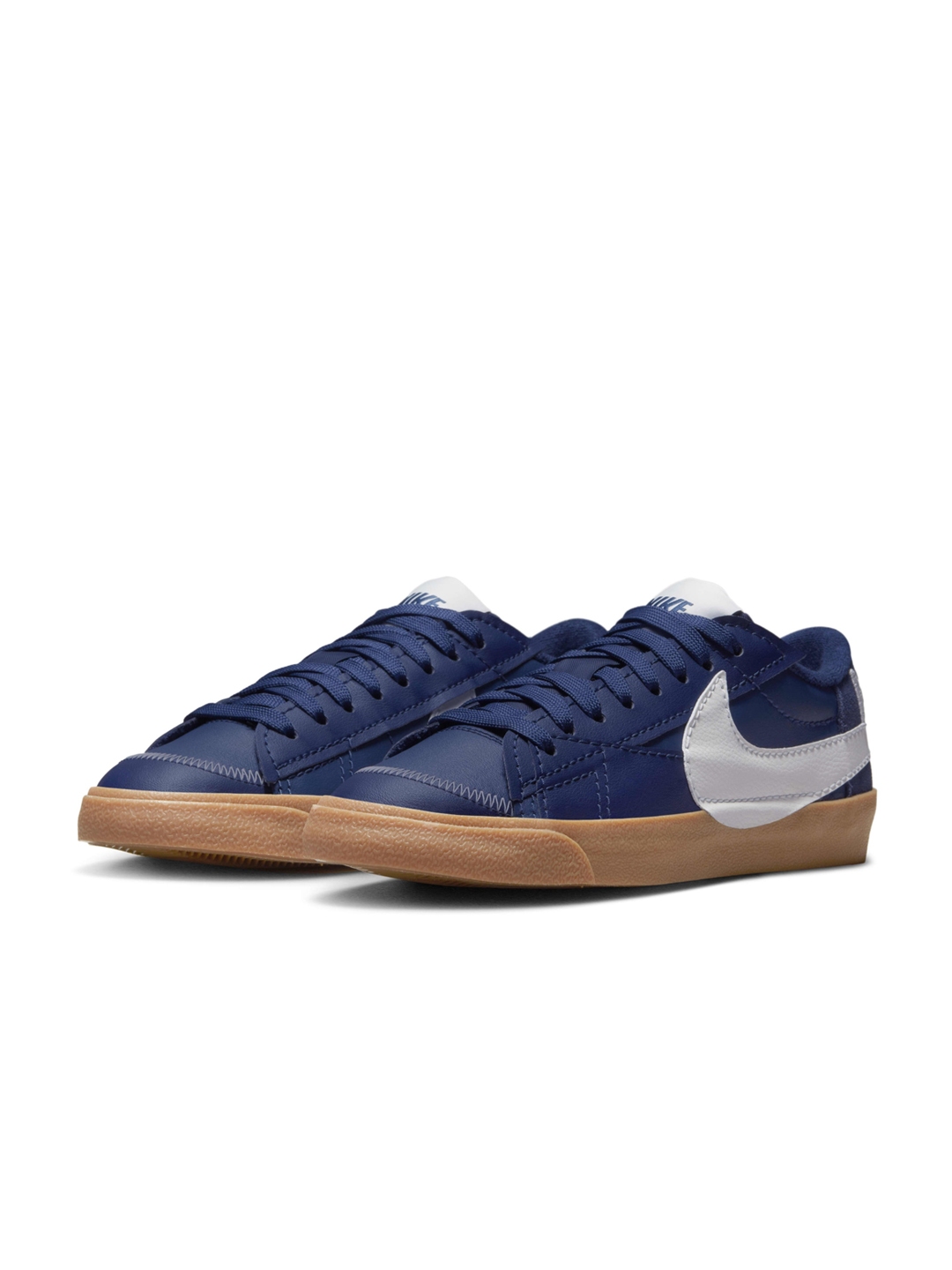 Blazer low big sales swoosh