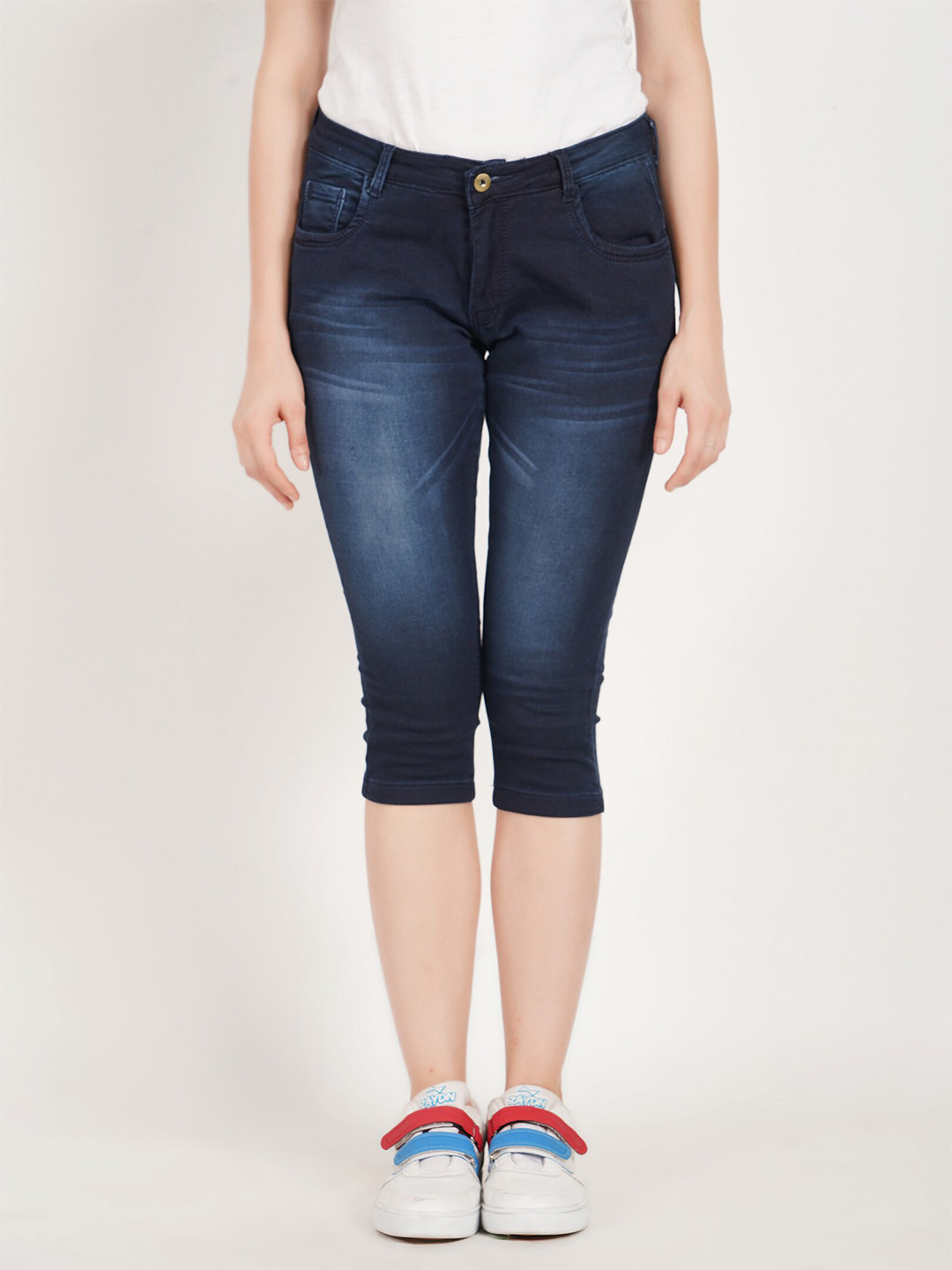 MM-21 Women Skinny Fit Mid-Rise Denim Capris