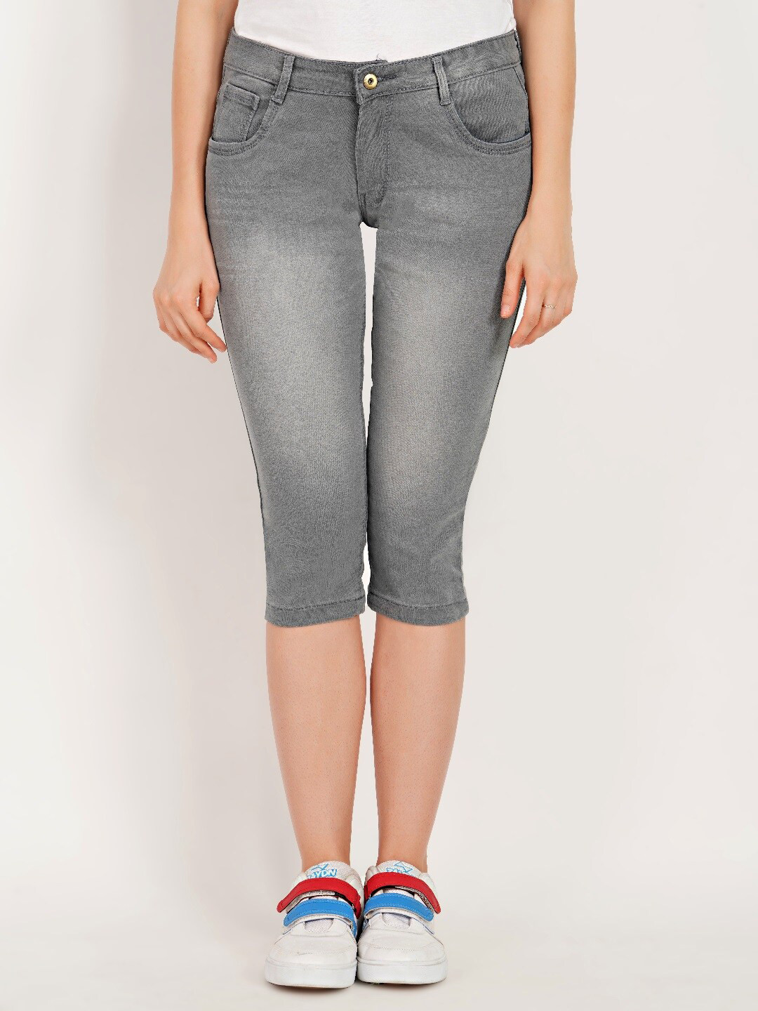 MM-21 Women Skinny Fit Mid-Rise Denim Capris