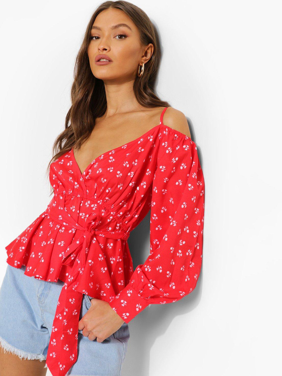 Boohoo Ditsy Floral Print Cold-Shoulder Peplum Top