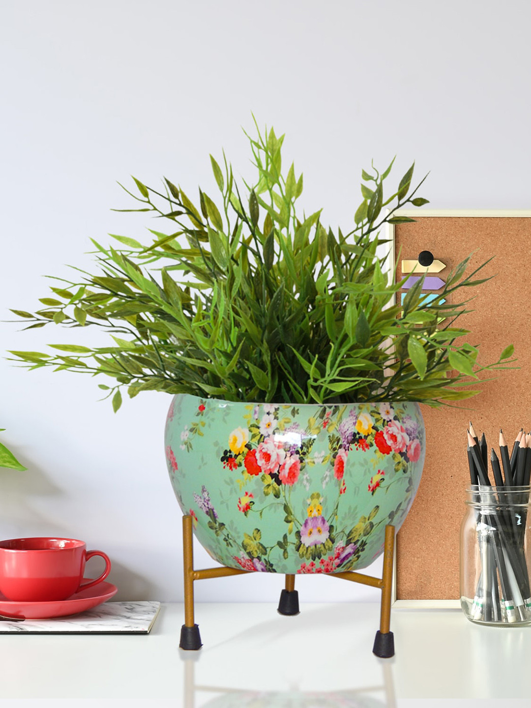 ecofynd Lio Green Set of 2 Printed Metal Pot with Stand