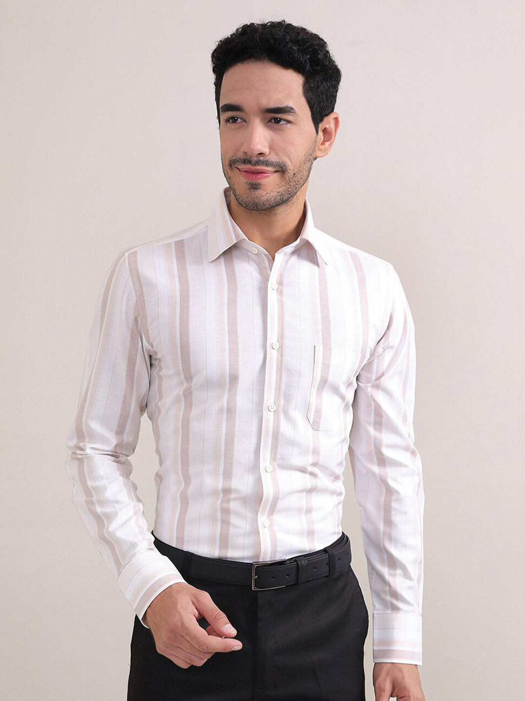 LOUIS STITCH Comfort Vertical Striped Spread Collar Chest Pocket Cotton Formal Shirt