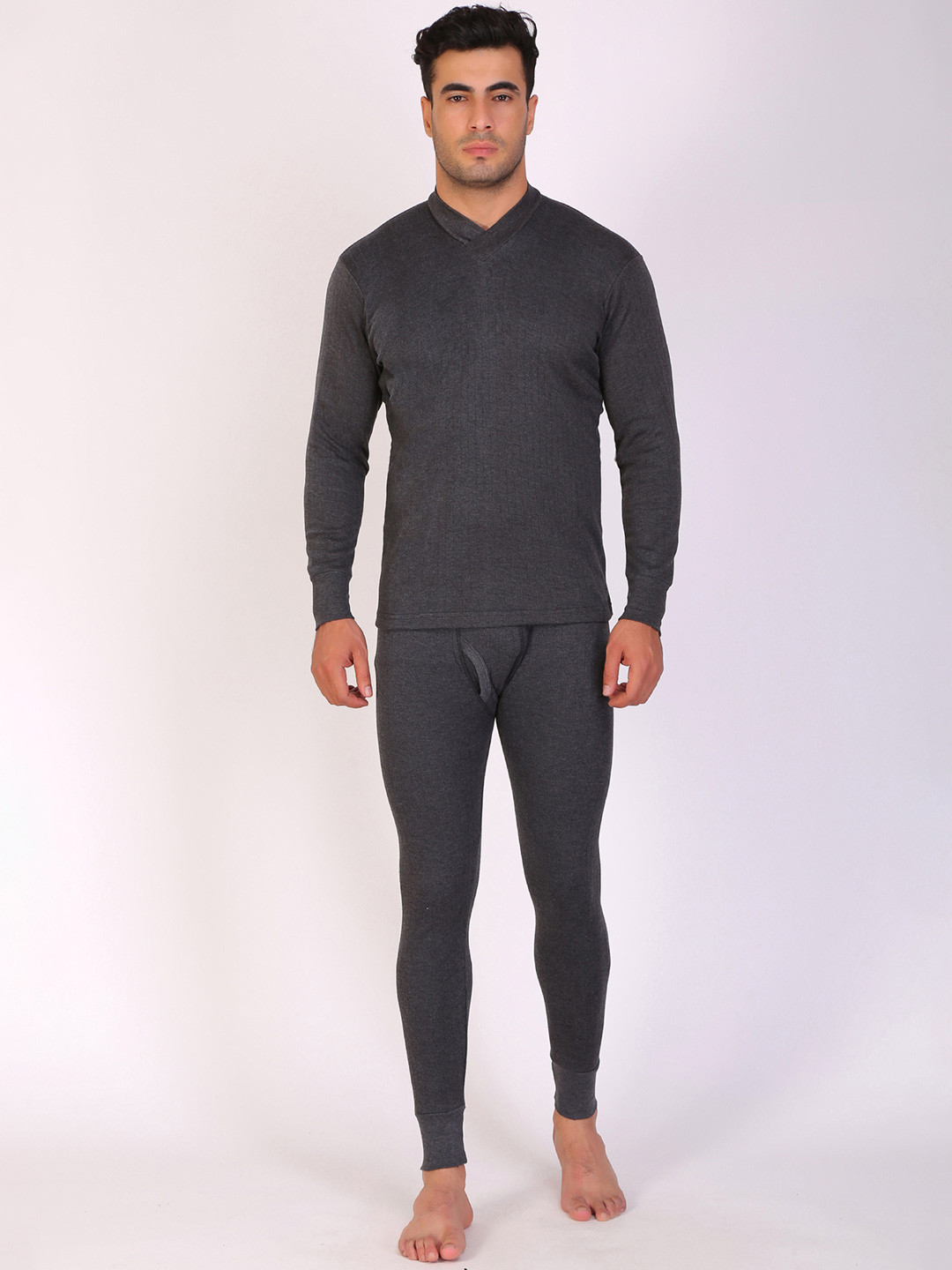 T.T. Desire Anthra Slim Fit V-Neck Thermal Set