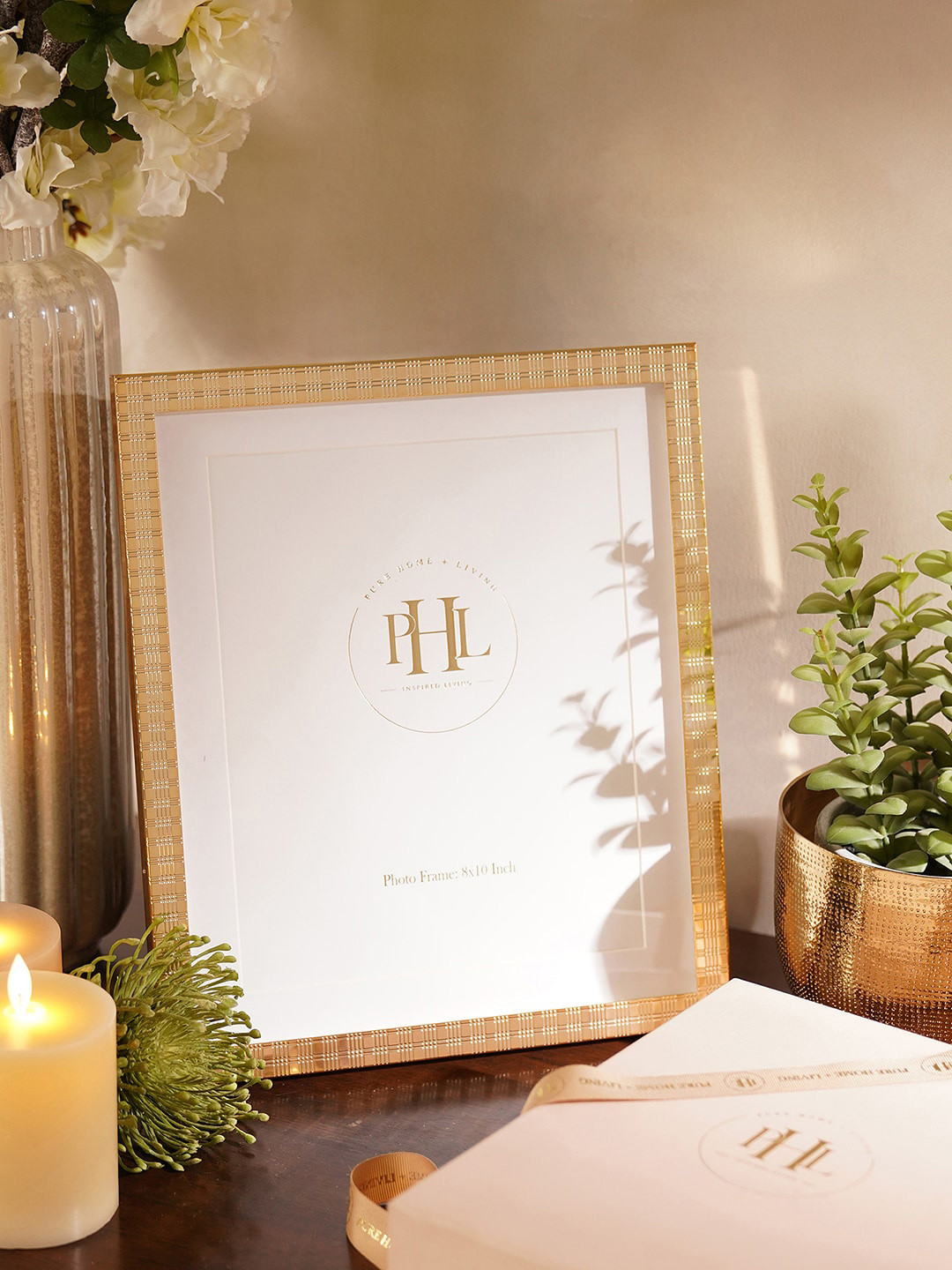 Pure Home and Living Gold Plated Geometric Pattern Metal Photo Frame - Large